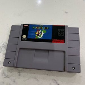 Super Mario World - Super Nintendo